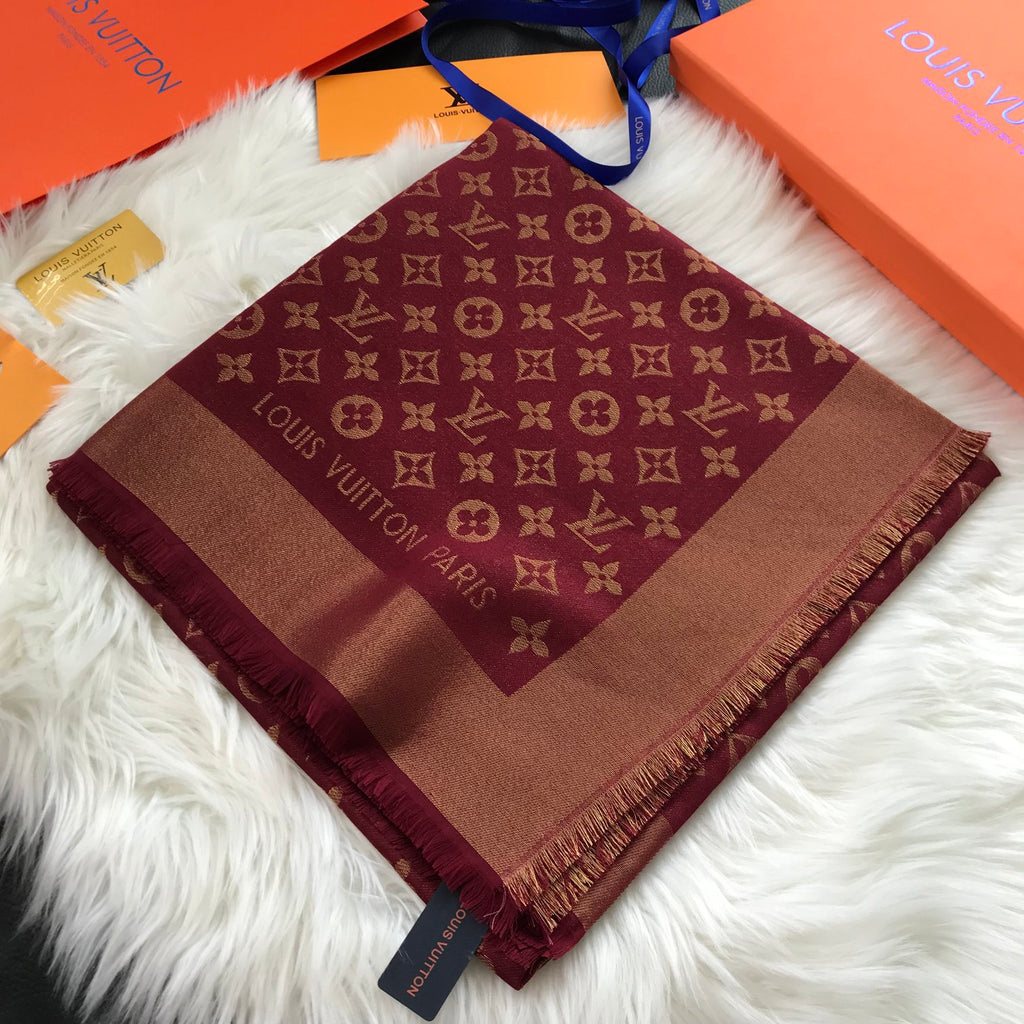 Monogram Shawl 140 x 140 cm