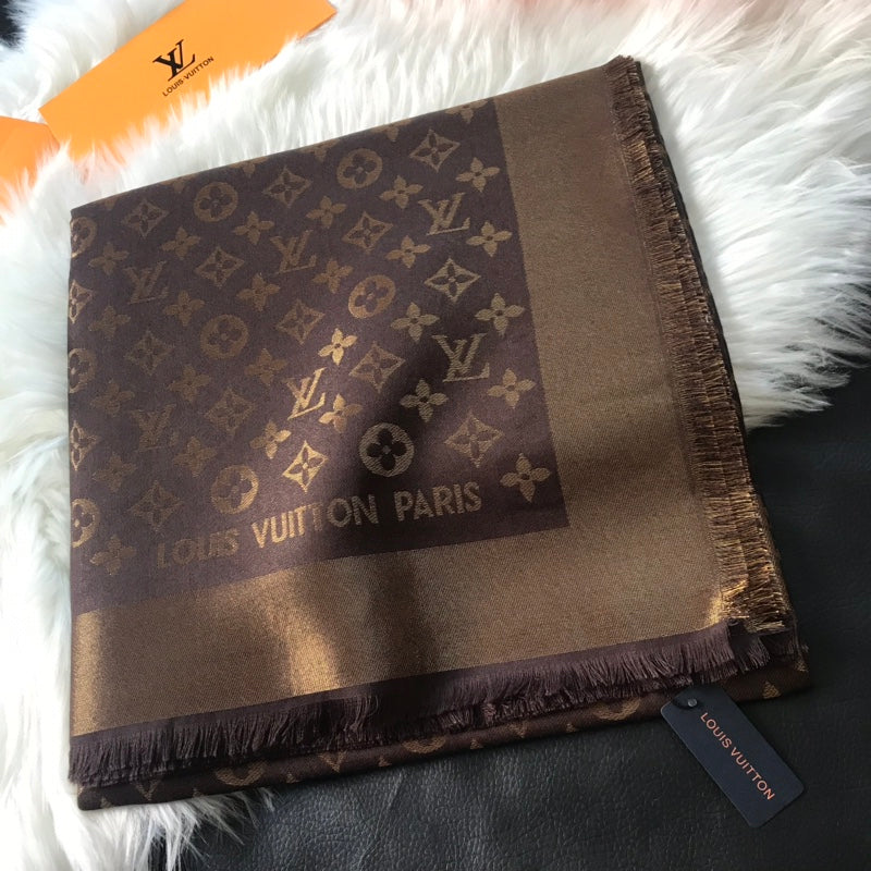 Monogram Shawl 140 x 140 cm