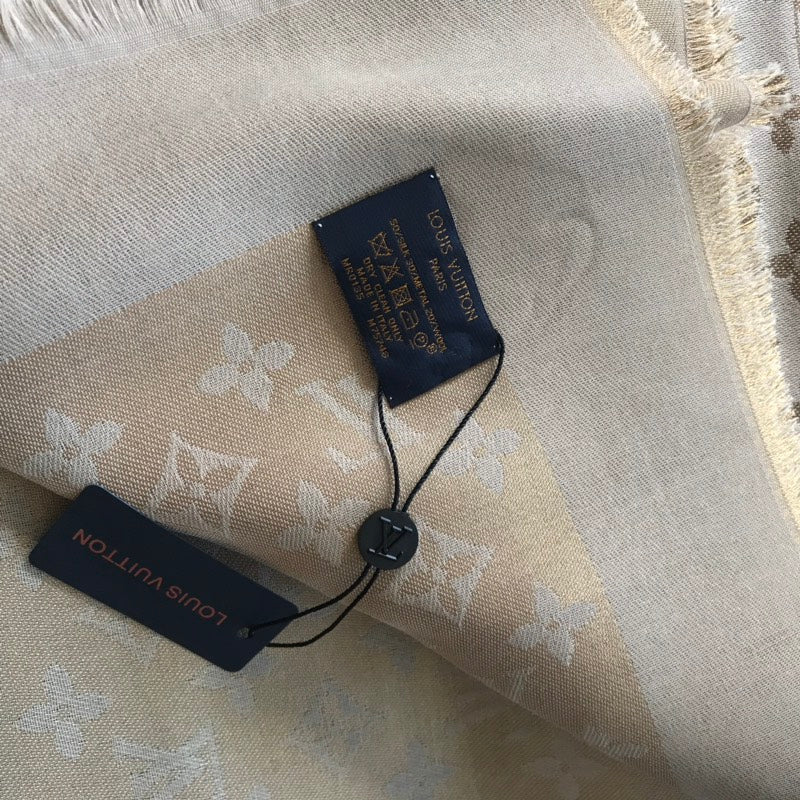 Monogram Shawl 140 x 140 cm