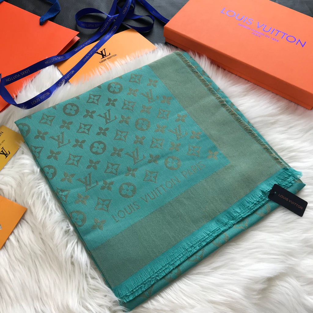 Monogram Shawl 140 x 140 cm