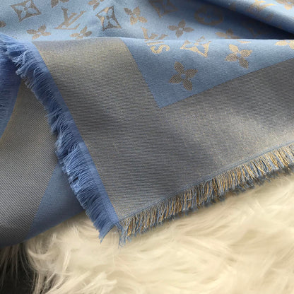 Monogram Shawl 140 x 140 cm