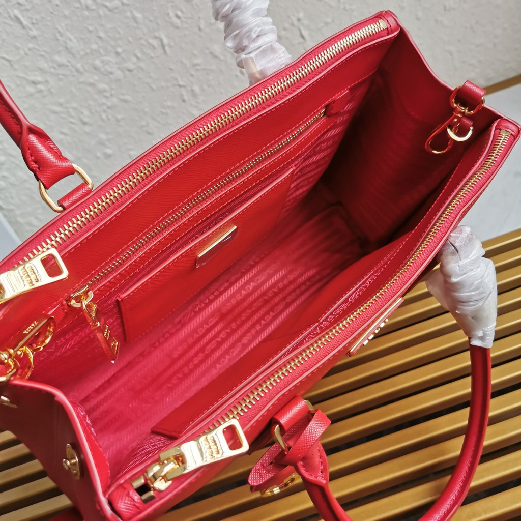 Galleria Saffiano Leather Tote Bag