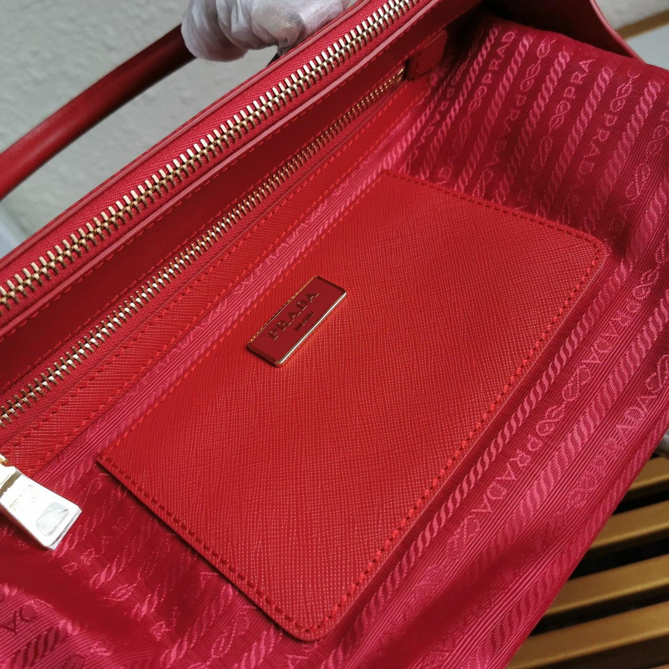 Galleria Saffiano Leather Tote Bag