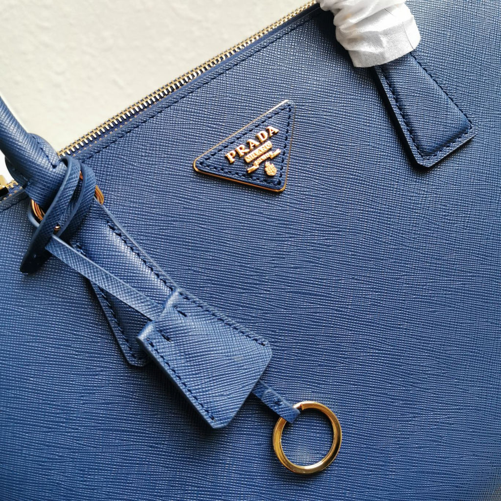 Galleria Saffiano Leather Tote Bag