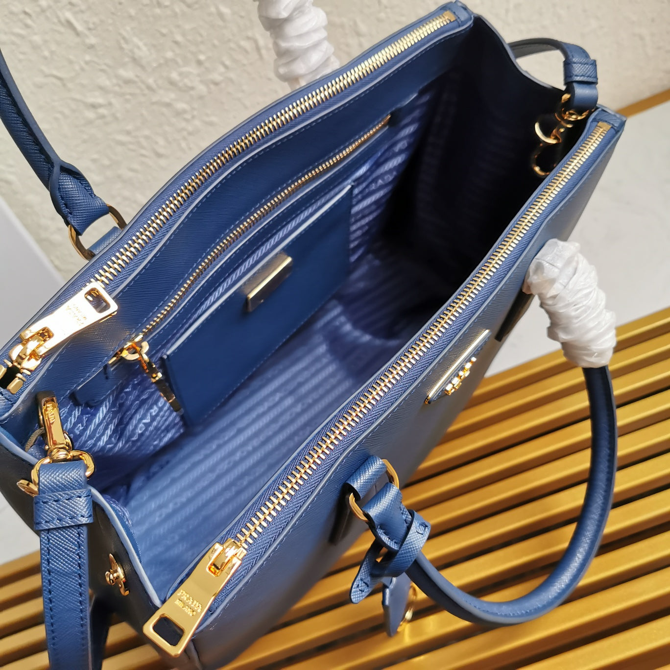 Galleria Saffiano Leather Tote Bag