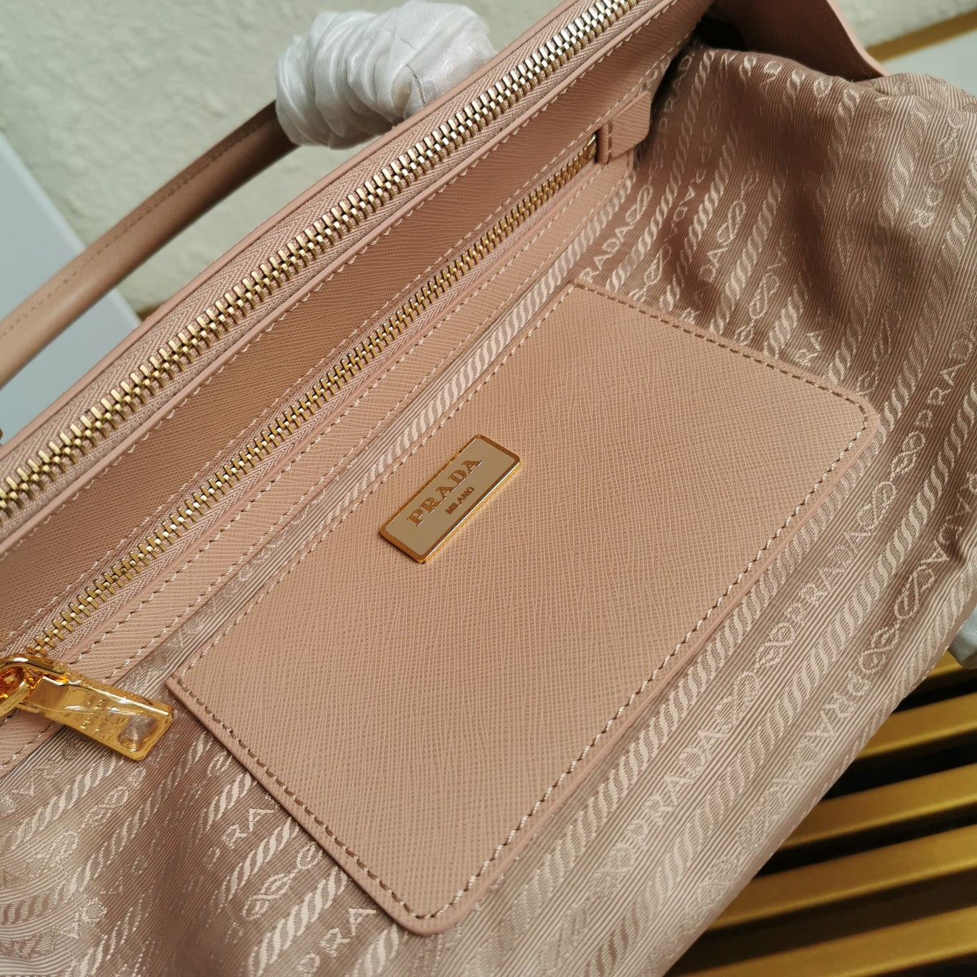 Galleria Saffiano Leather Tote Bag
