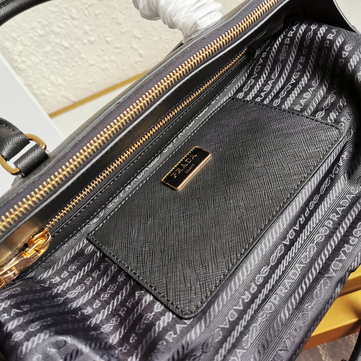 Galleria Saffiano Leather Tote Bag