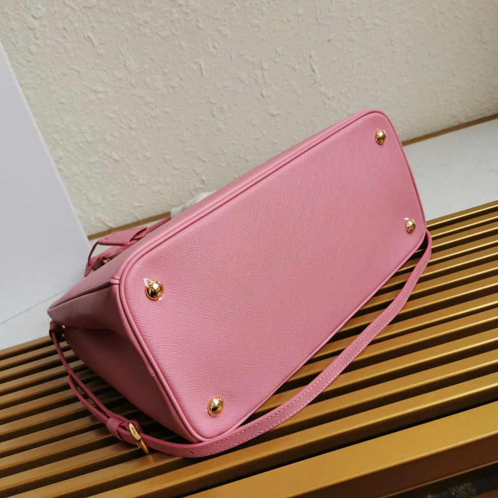 Galleria Saffiano Leather Tote Bag