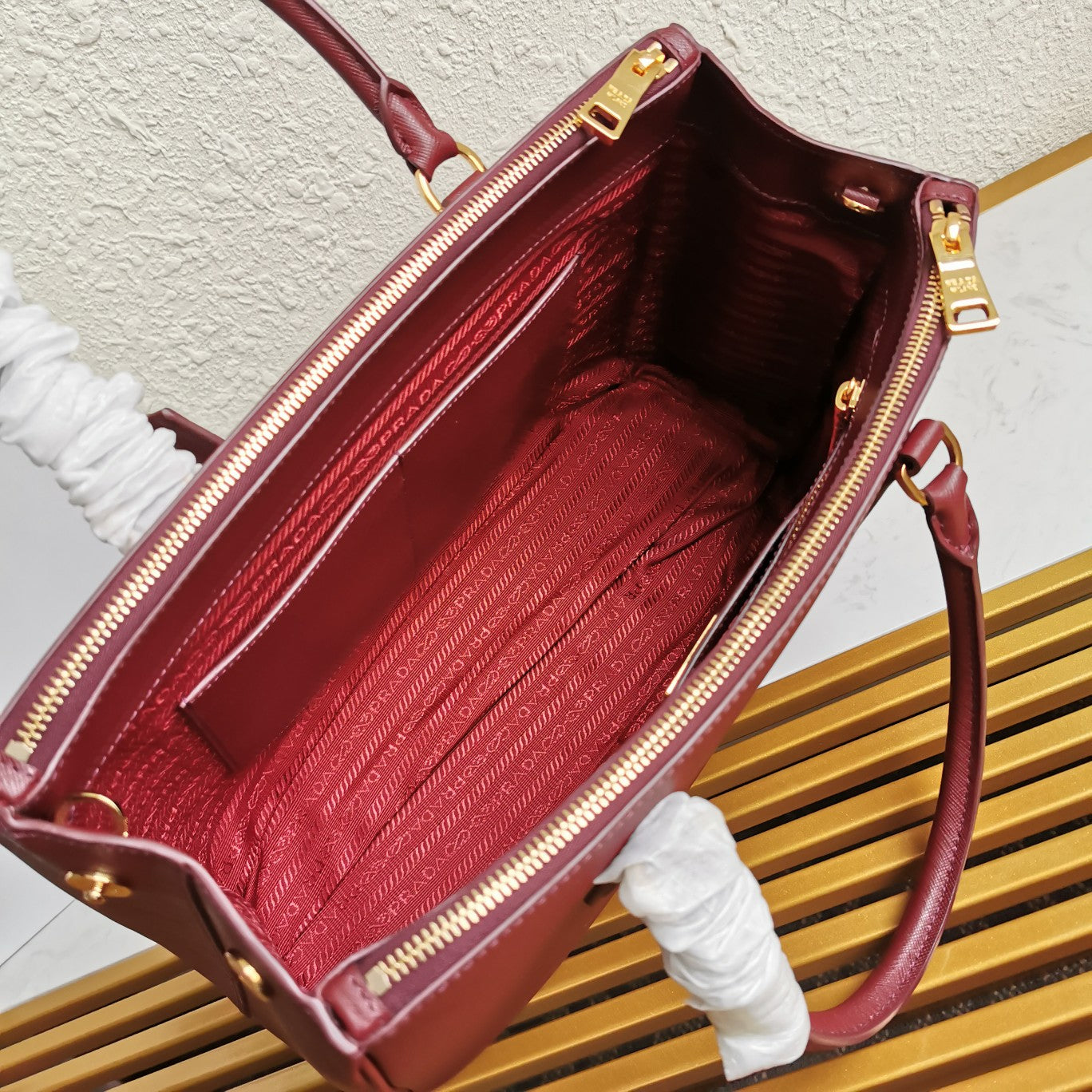 Galleria Saffiano Leather Tote Bag