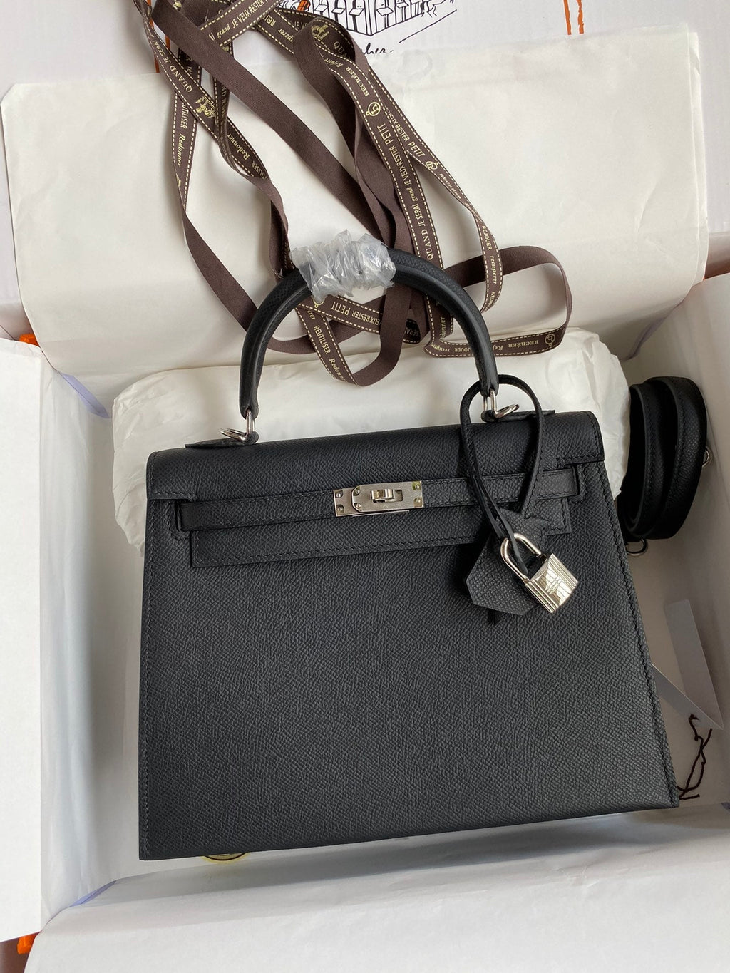 Kelly 25 Epsom Leather Bag