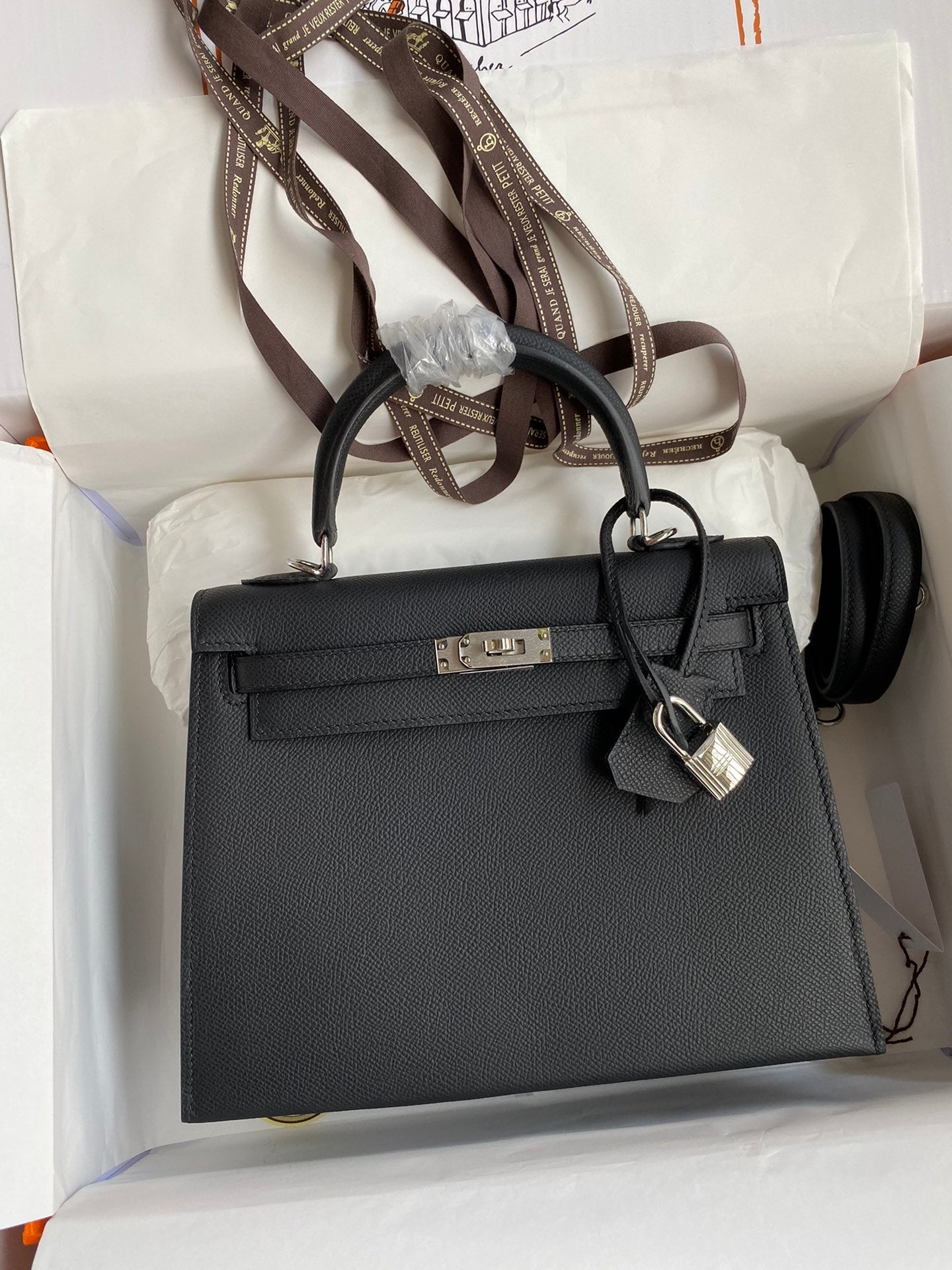 Kelly 25 Epsom Leather Bag