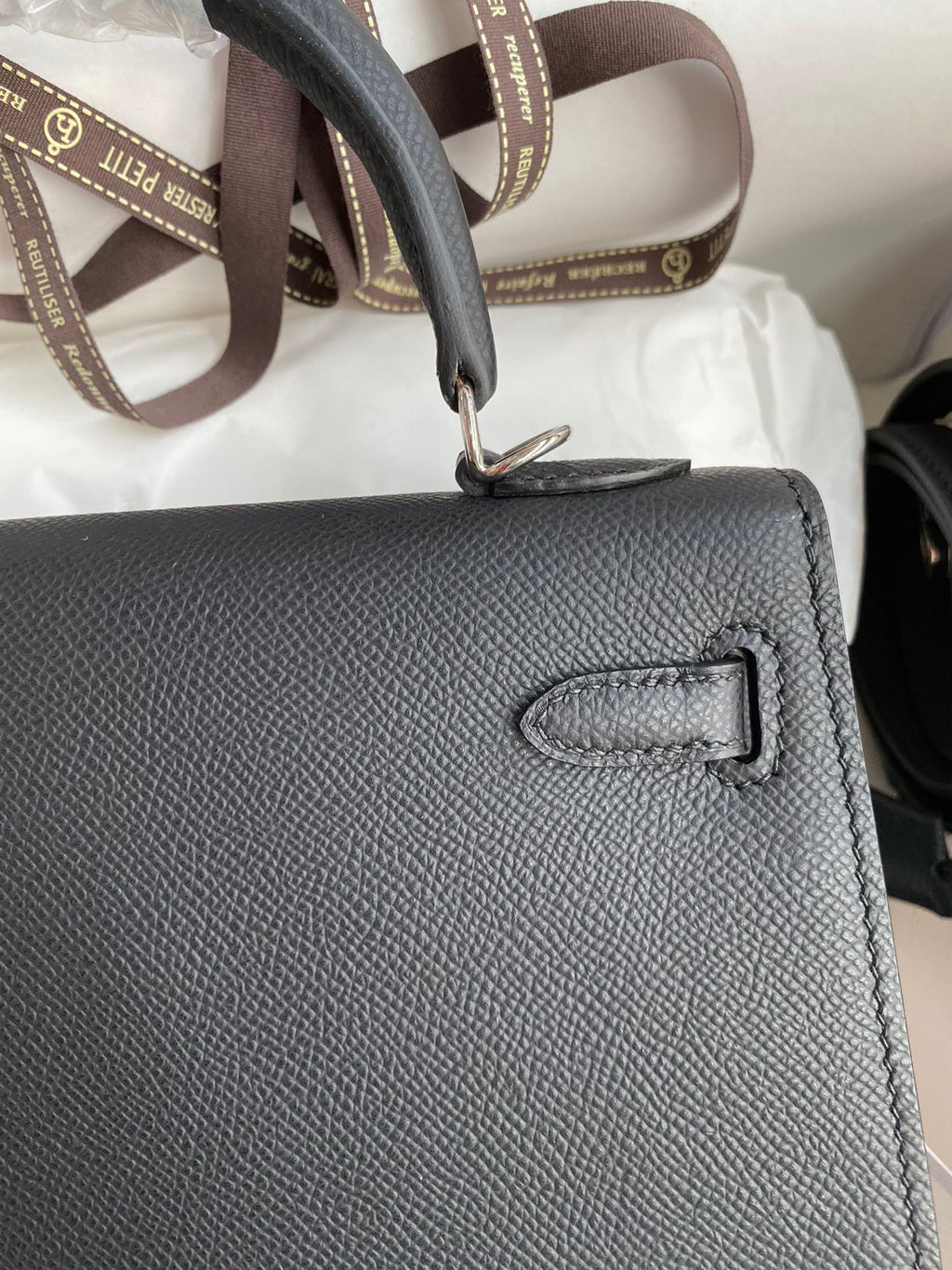 Kelly 25 Epsom Leather Bag