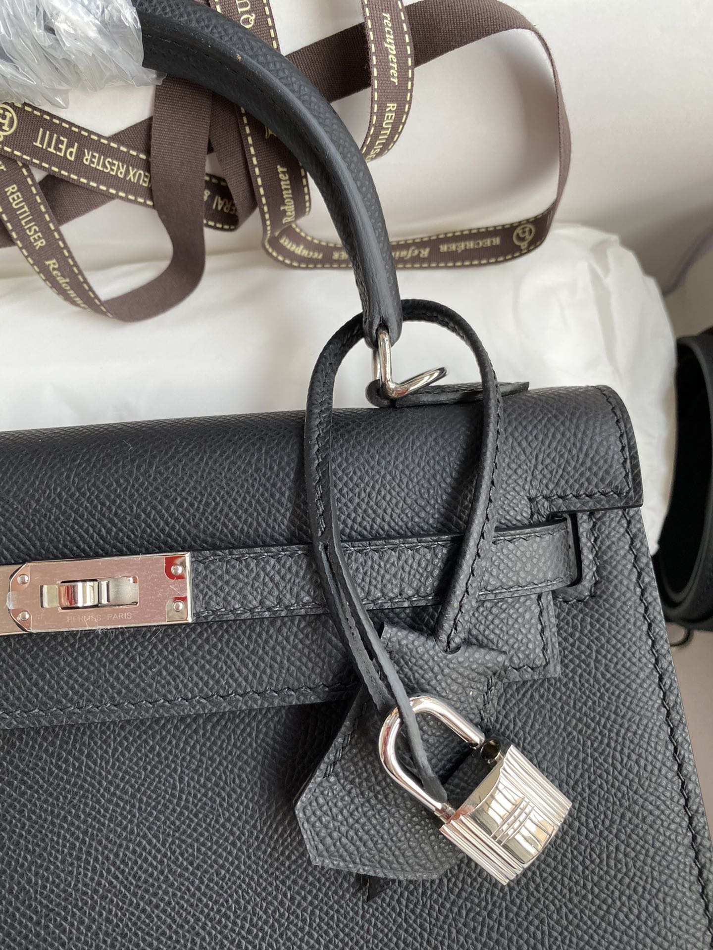 Kelly 25 Epsom Leather Bag
