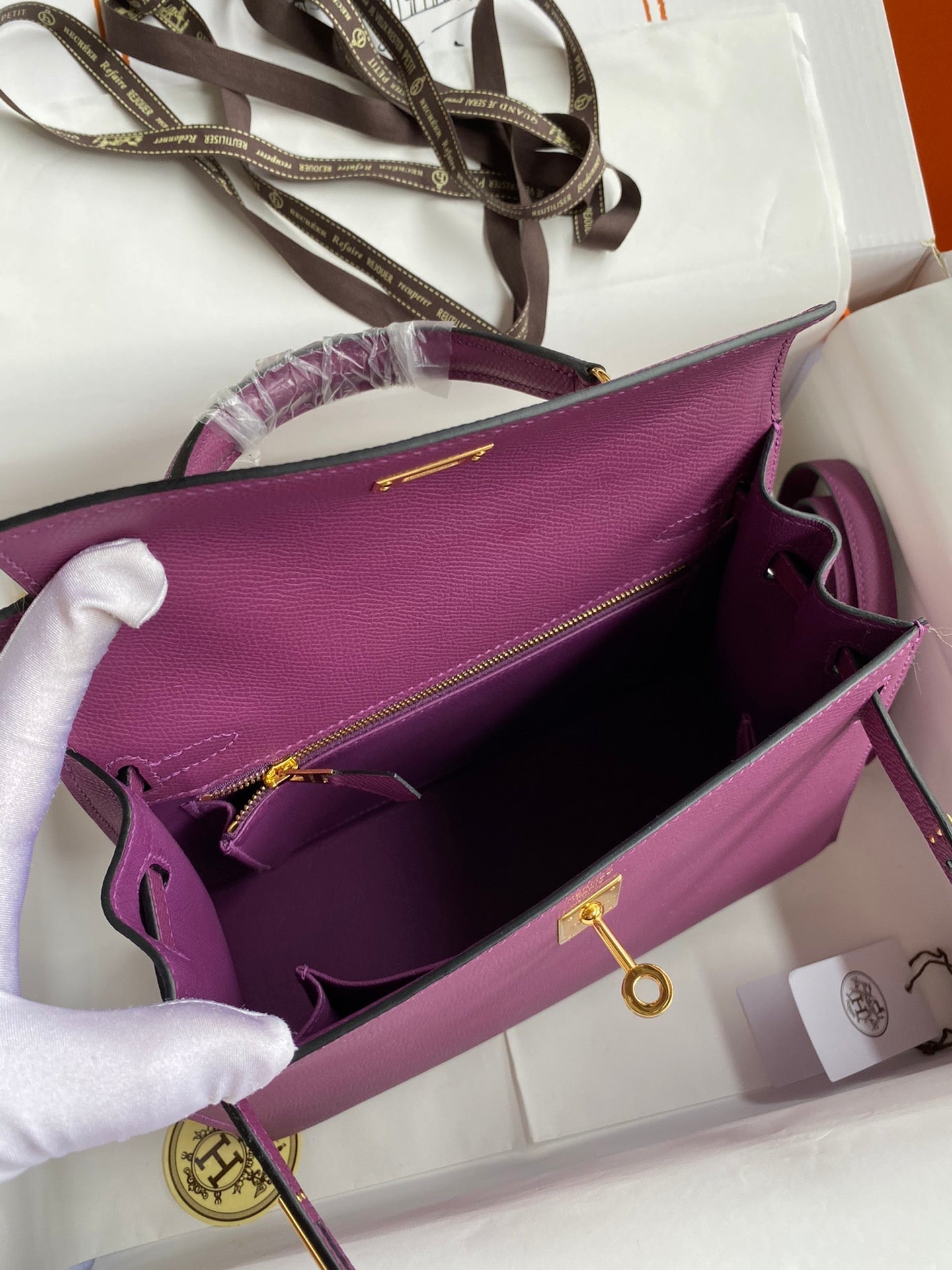 Kelly 25 Epsom Leather Bag