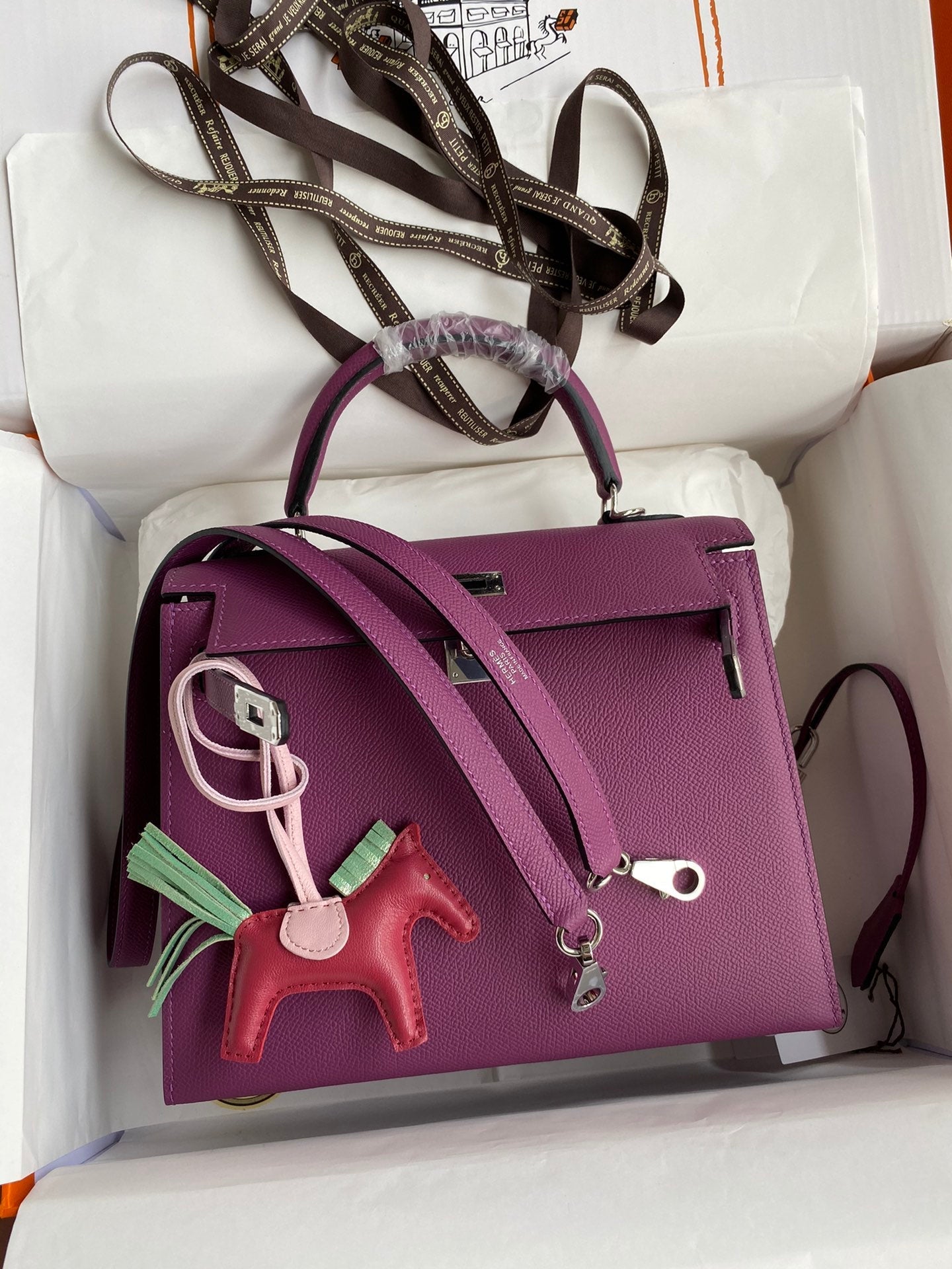 Kelly 25 Epsom Leather Bag