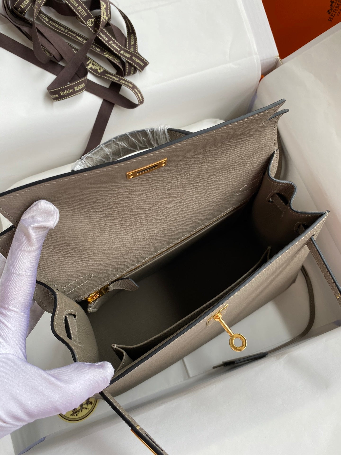 Kelly 25 Epsom Leather Bag