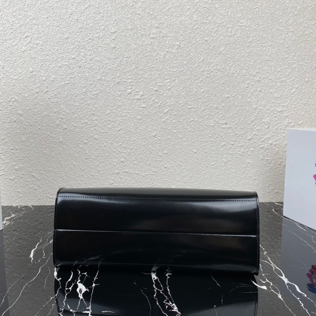 Supernova Triangle Top Handle Bag