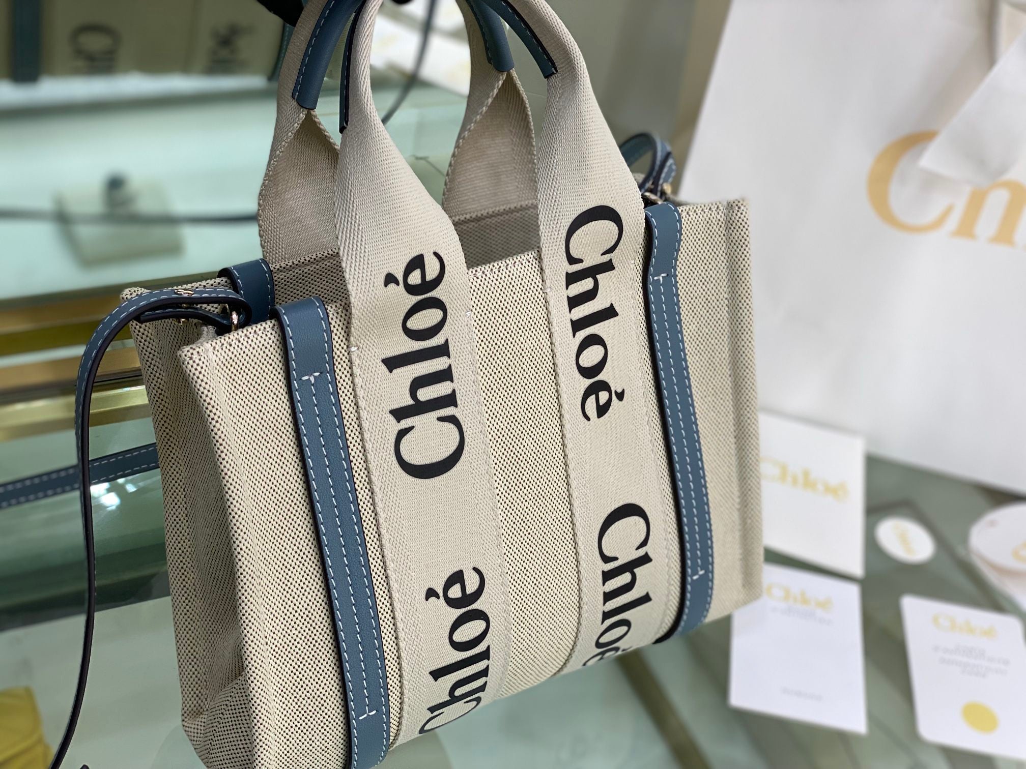 Woody Tote Bag with Strap