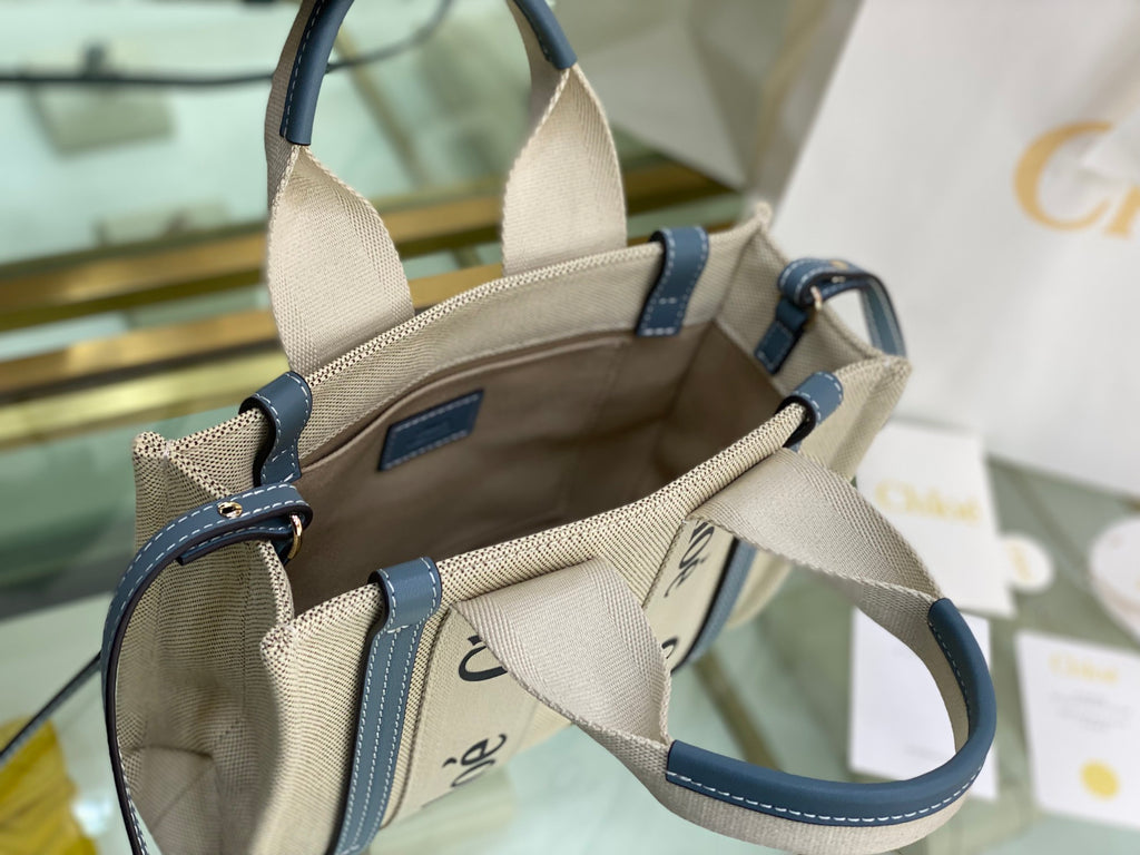 Woody Tote Bag with Strap