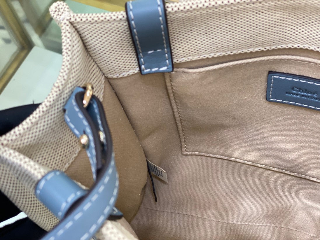 Woody Tote Bag with Strap