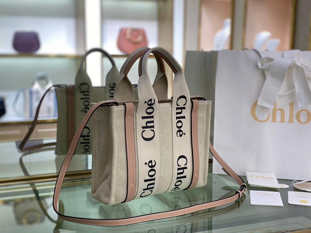 Woody Tote Bag with Strap