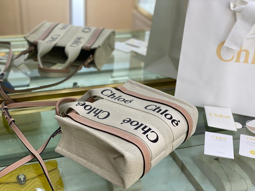 Woody Tote Bag with Strap