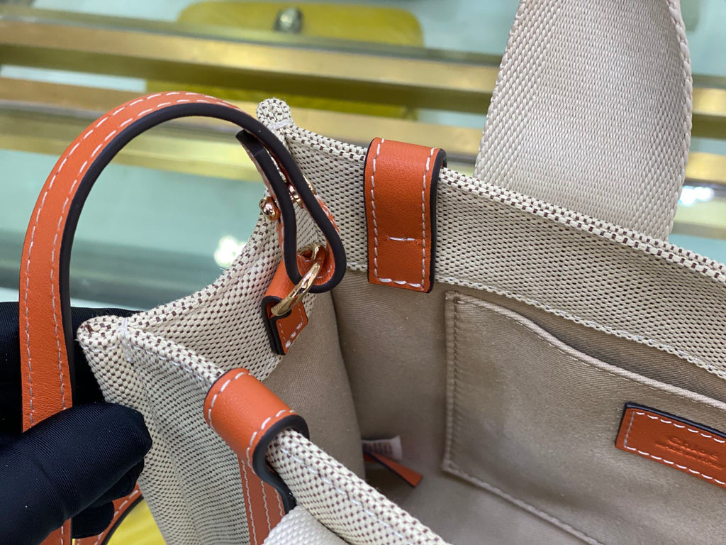 Woody Tote Bag with Strap