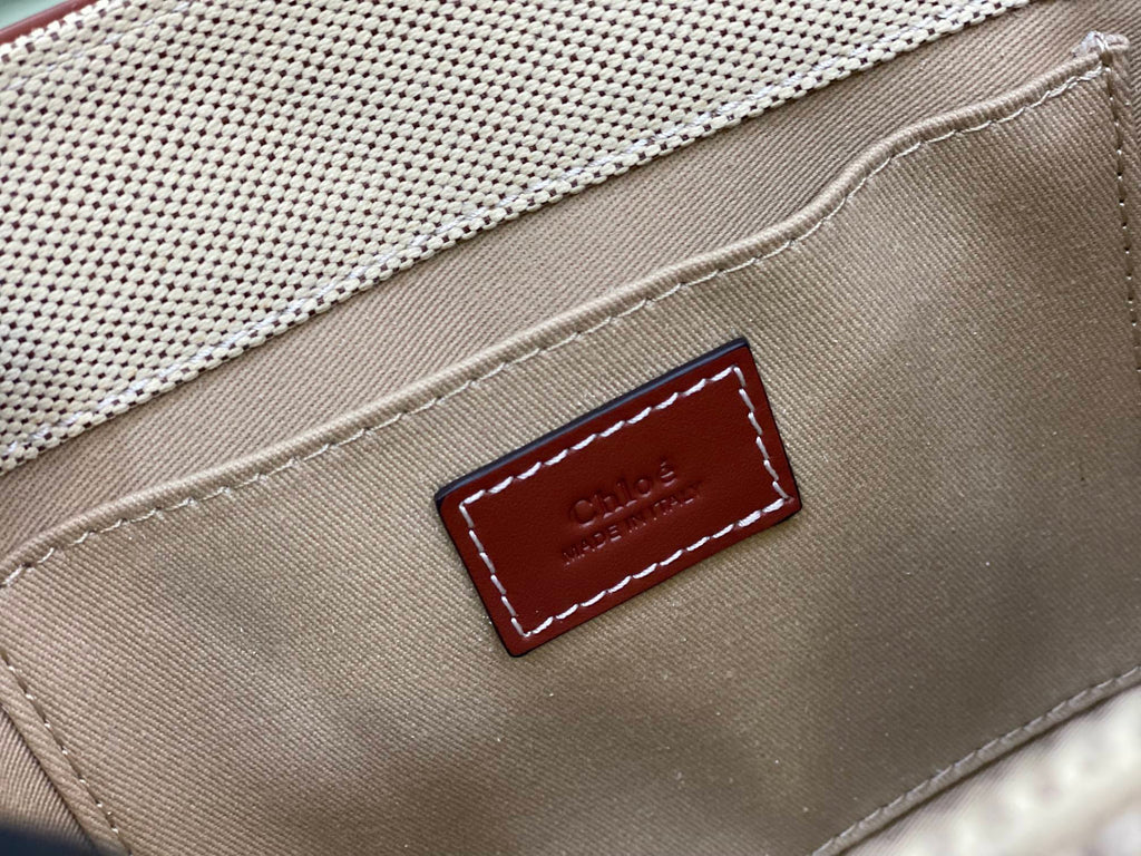 Woody Tote Bag with Strap