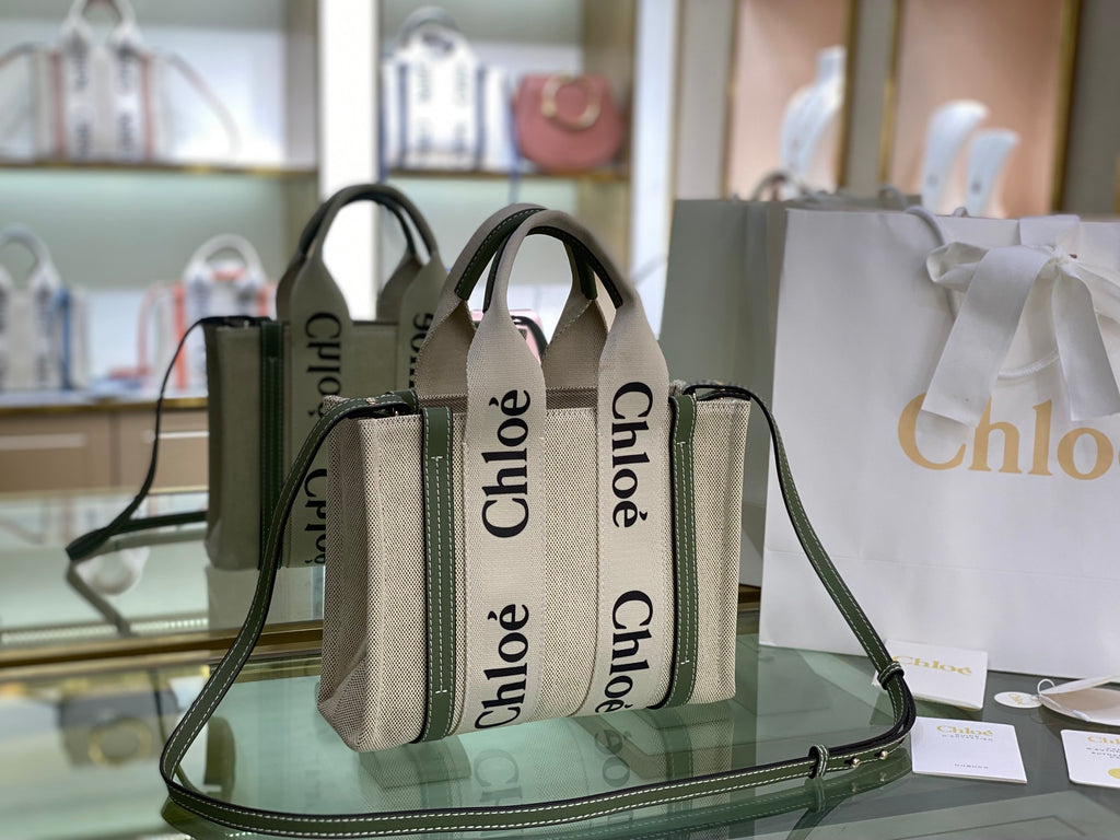 Woody Tote Bag with Strap