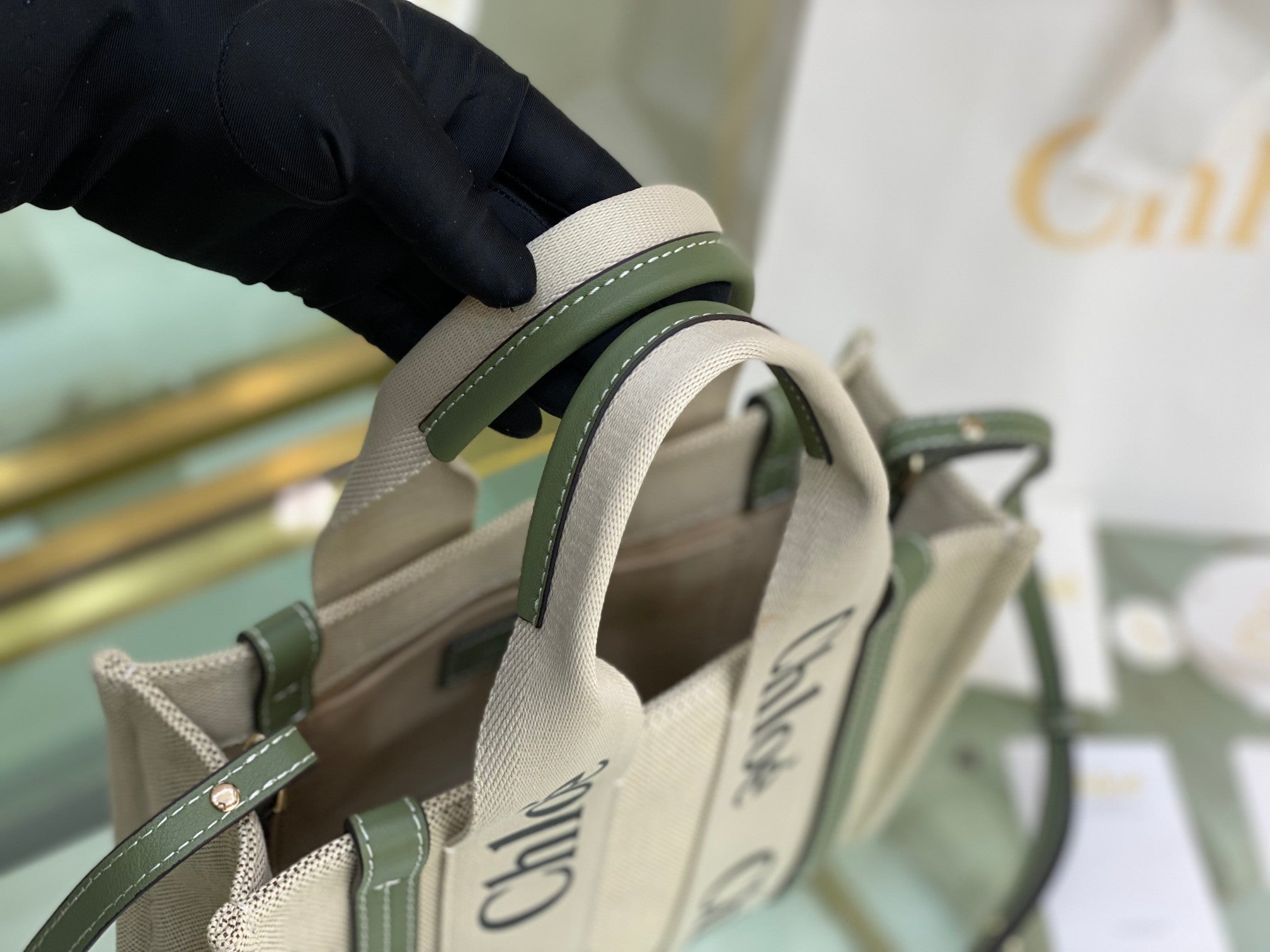 Woody Tote Bag with Strap