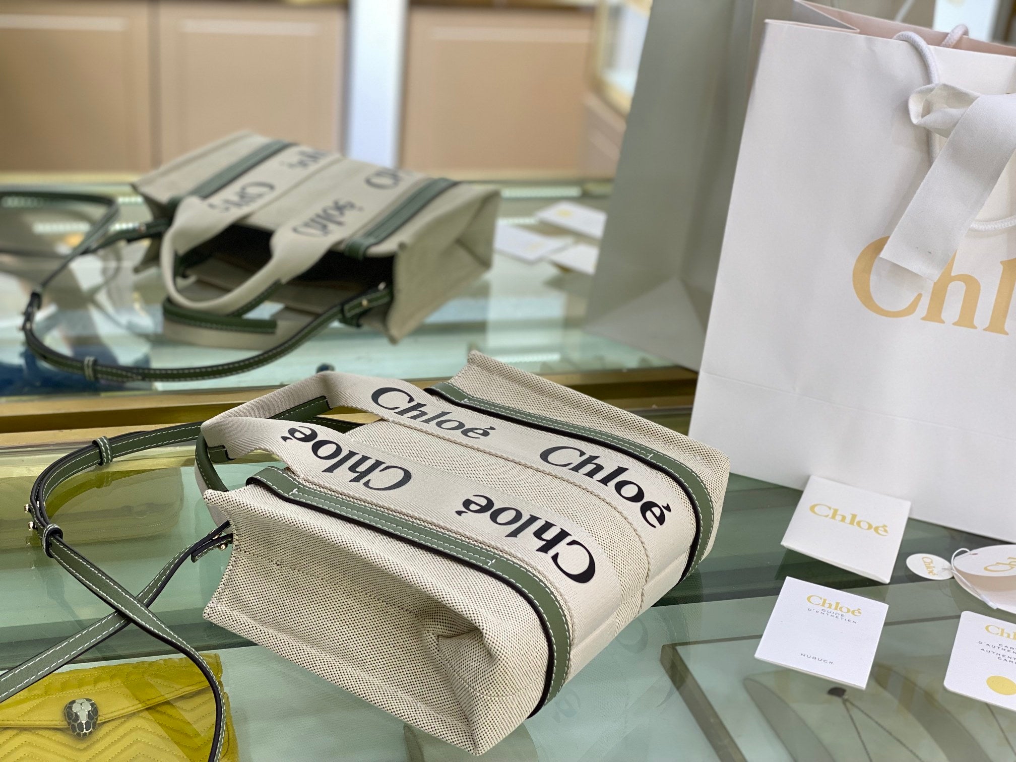 Woody Tote Bag with Strap