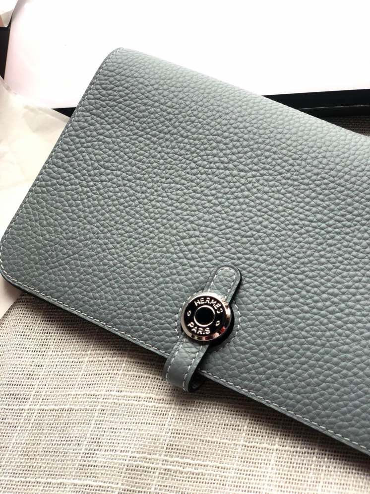 Dogon Long Wallet Togo Leather