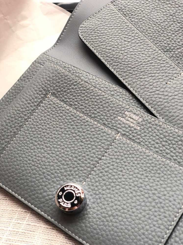 Dogon Long Wallet Togo Leather