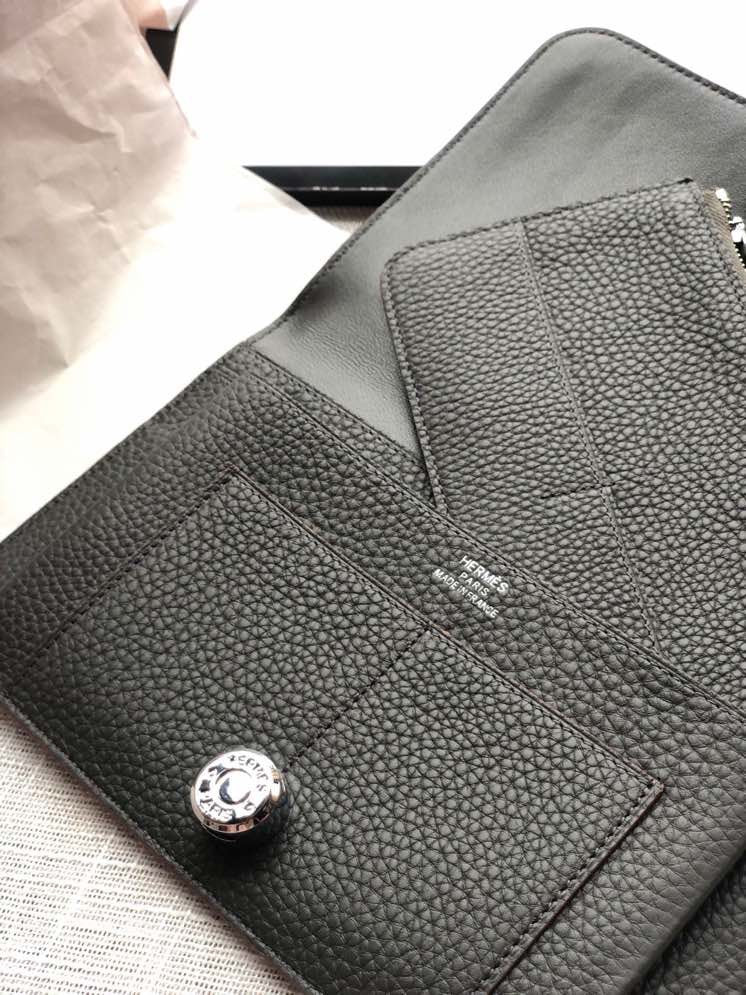 Dogon Long Wallet Togo Leather