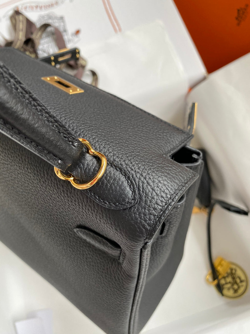 Kelly 25 Togo Leather Bag