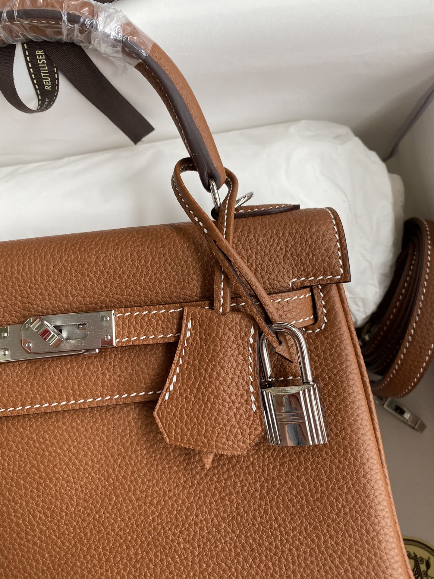 Kelly 25 Togo Leather Bag