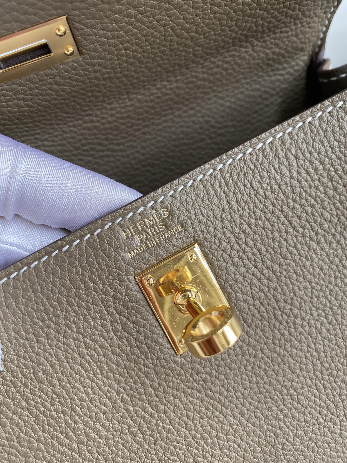 Kelly 25 Togo Leather Bag