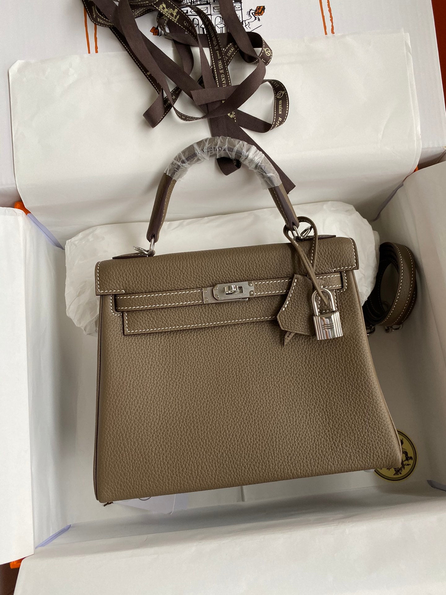 Kelly 25 Togo Leather Bag