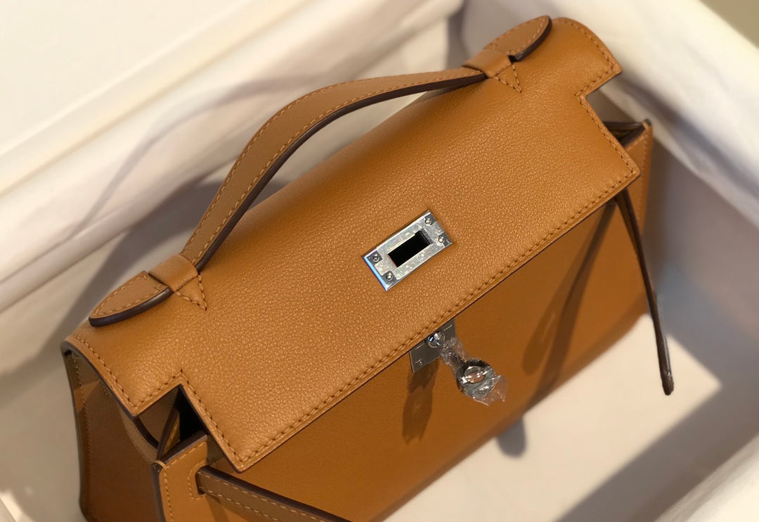 Kelly Pochette 22
