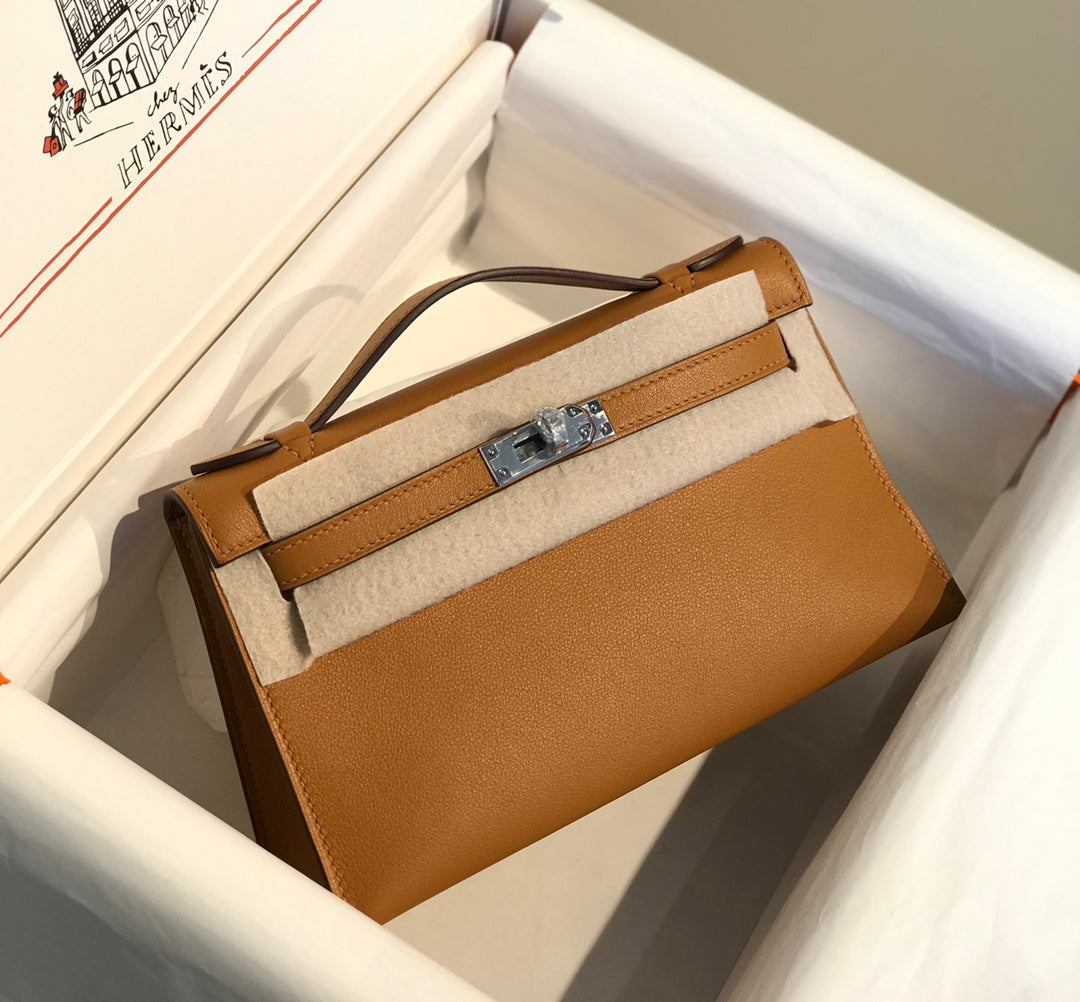 Kelly Pochette 22