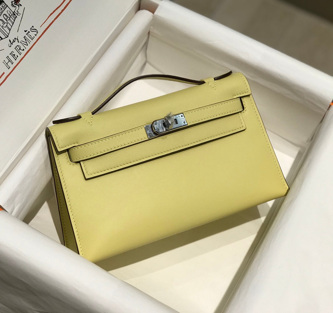 Kelly Pochette 22