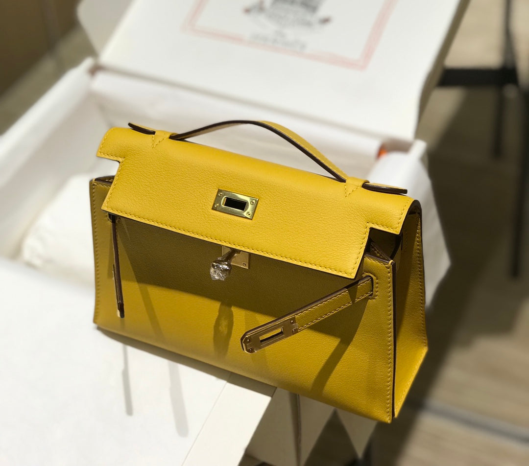 Kelly Pochette 22