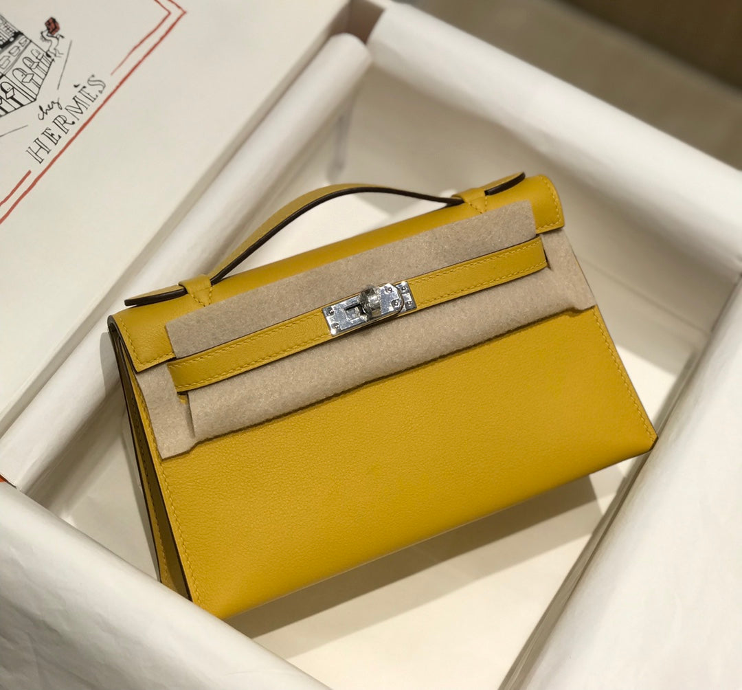 Kelly Pochette 22