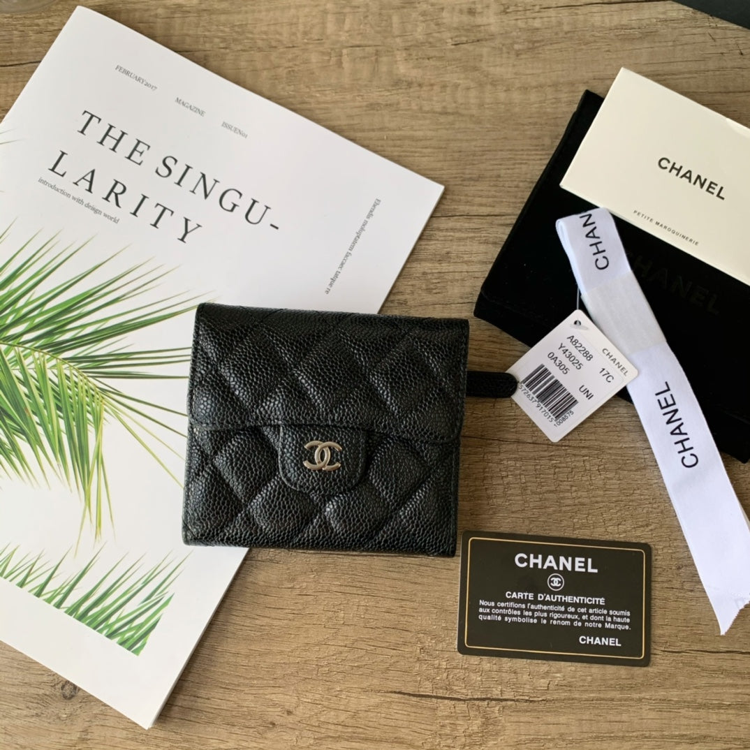 Caviar Leather Quilted Mini Wallet