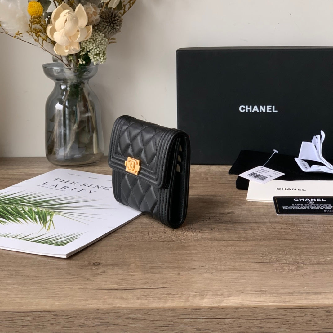 Quilted Leather Compact Flap Wallet