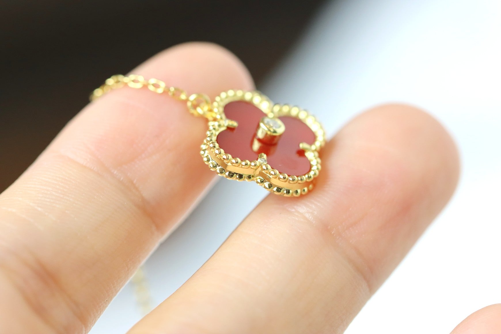 Alhambra Red Carnelian Clover Necklace with Center Stone