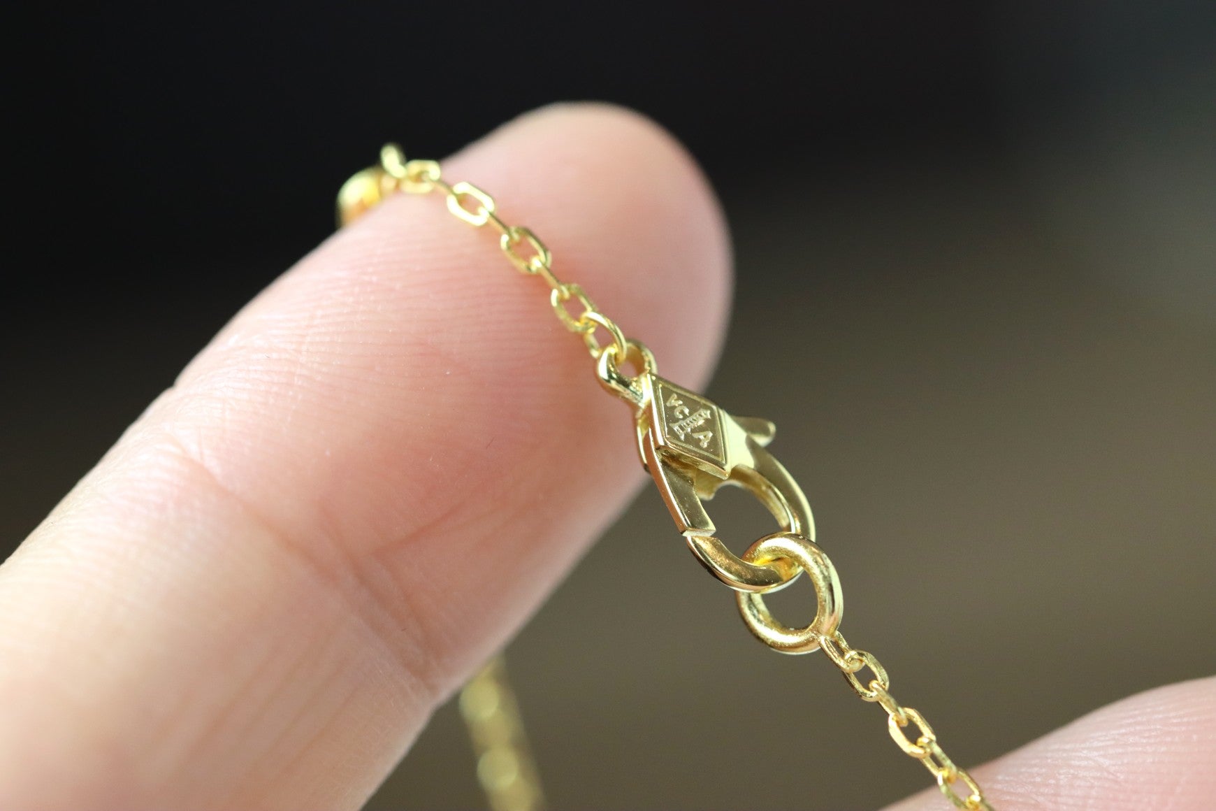 Alhambra Black Onyx Clover Necklace with Center Stone