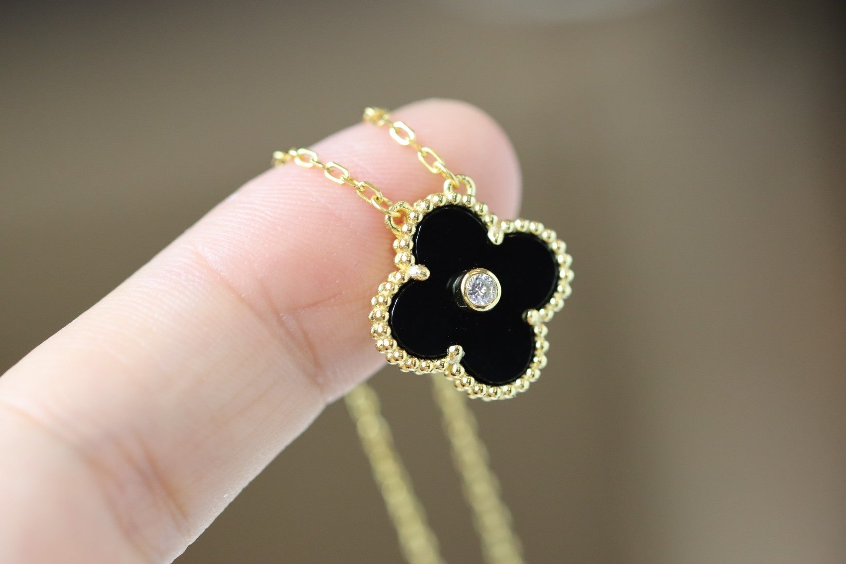 Alhambra Black Onyx Clover Necklace with Center Stone
