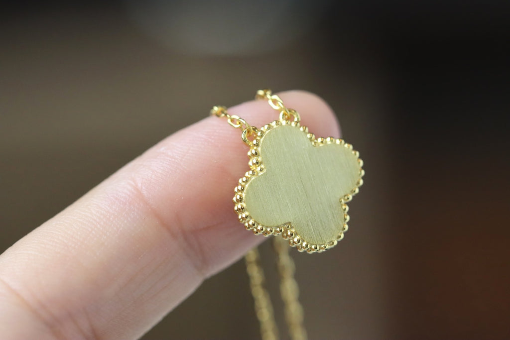 Alhambra Black Onyx Clover Necklace with Center Stone