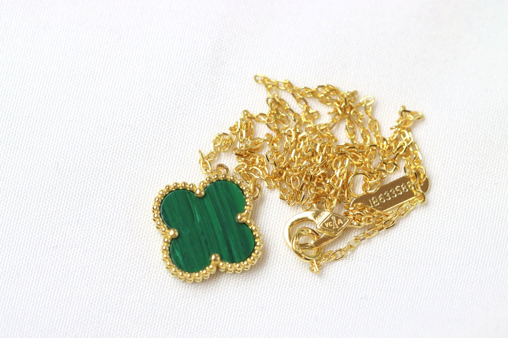 Alhambra Green Malachite Clover Necklace